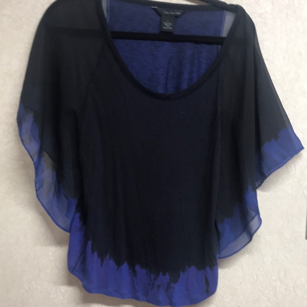 Calvin Klein. Ptp 15. Length. 24 blue and black